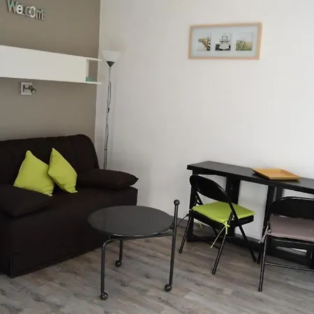 Etoile Du Sud - Pour 4 Personnes 84 *
